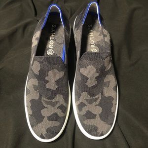 Rothy’s size 11.5 sneaker black camouflage
